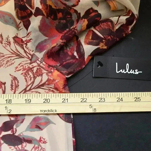 NWT - Lulu's Shifting Dears Beige Floral Print Dress - Sz XL - Picture 7 of 9